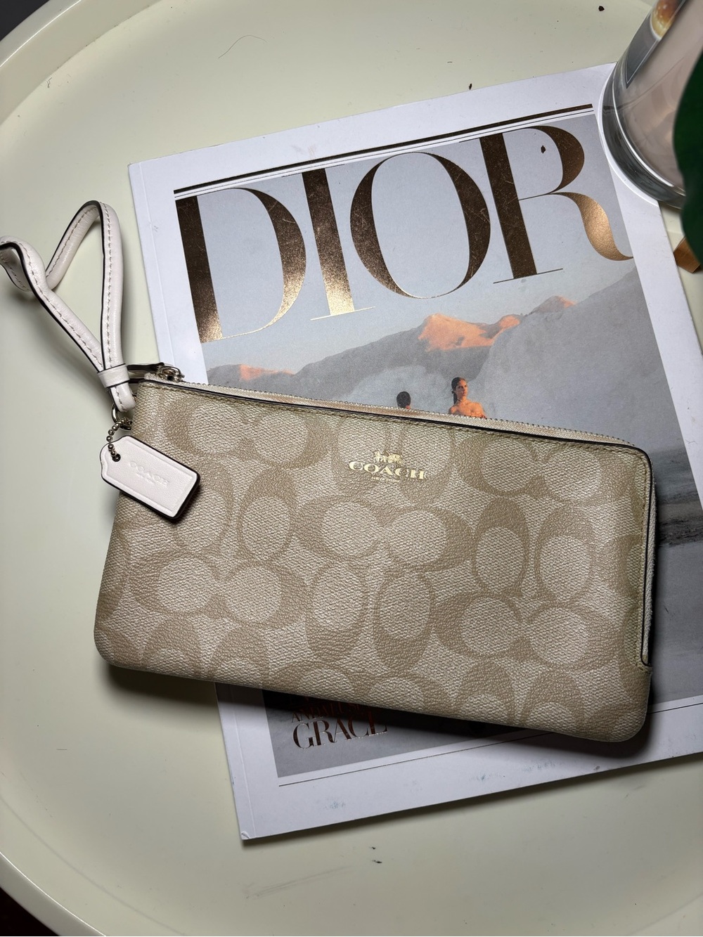 Coach Beige/Ivory Logo Wristlet Wallet Zip-Around Credit Card Holder Women